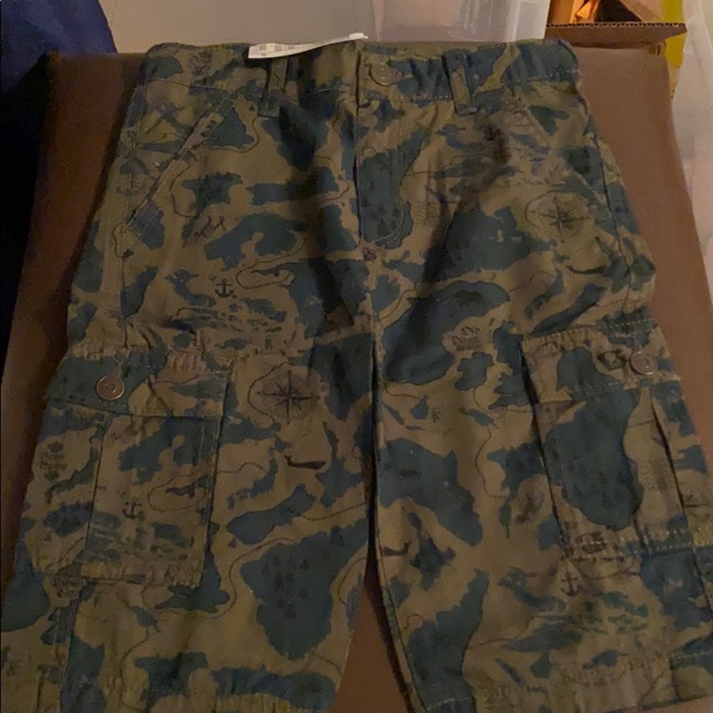 H&M camouflage shorts